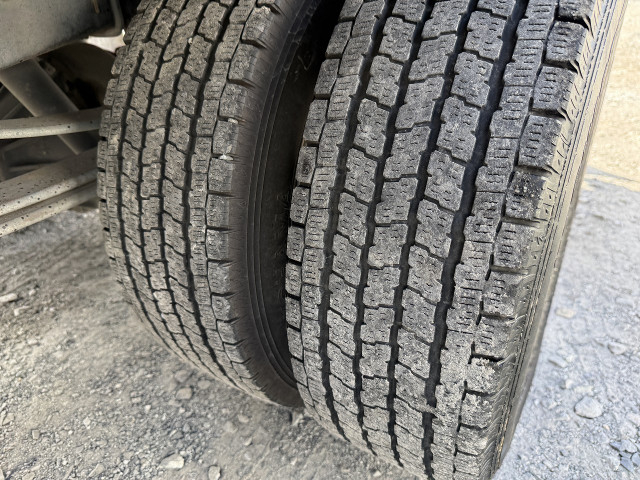 いすゞ エルフ 小型 バン TRG-NLR85N(100223) 37枚目