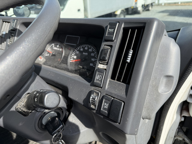 いすゞ エルフ 小型 バン TRG-NLR85N(100223) 40枚目