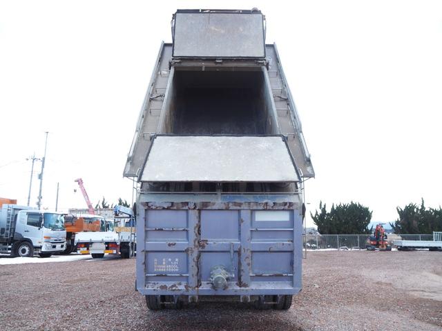 UDトラックス（日産） クオン 大型 土砂ダンプ *********(100229) 17枚目