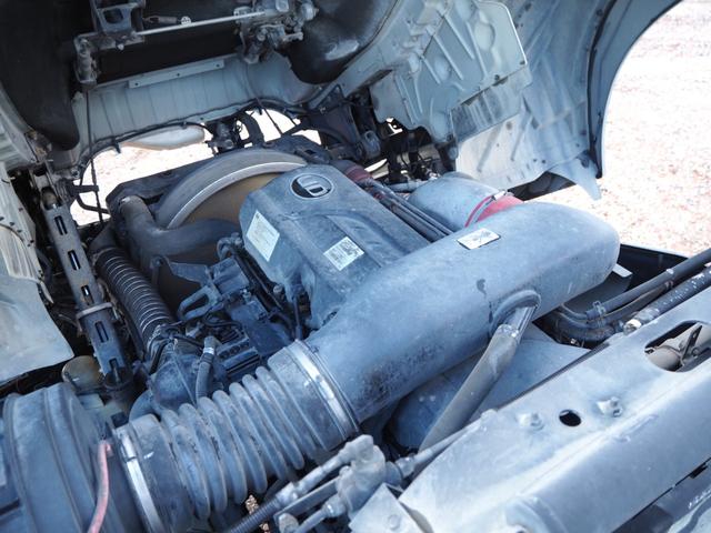 UDトラックス（日産） クオン 大型 土砂ダンプ *********(100229) 56枚目