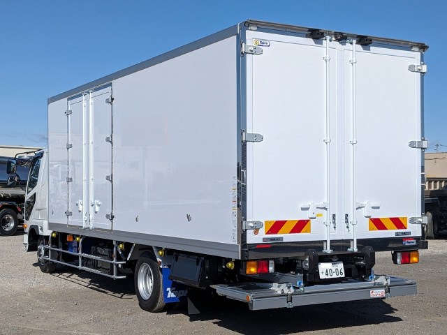 三菱ふそう ファイター 中型 冷蔵冷凍バン 2KG-FK65F(100231) 4枚目