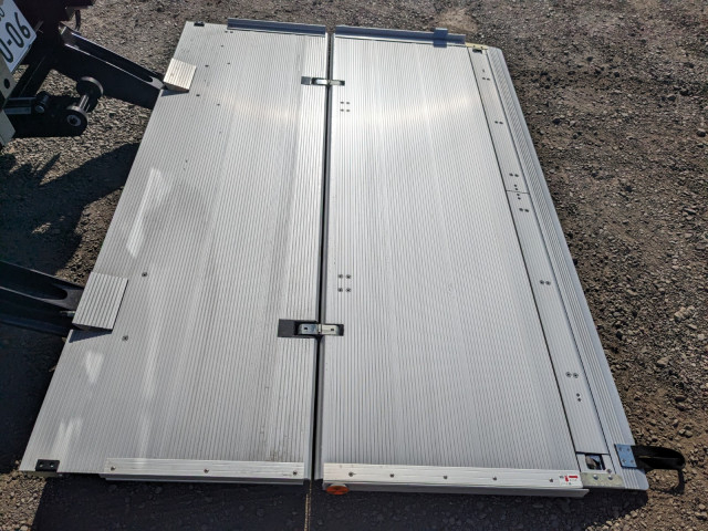 三菱ふそう ファイター 中型 冷蔵冷凍バン 2KG-FK65F(100231) 10枚目