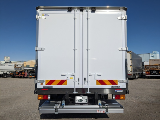 三菱ふそう ファイター 中型 冷蔵冷凍バン 2KG-FK65F(100232) 6枚目