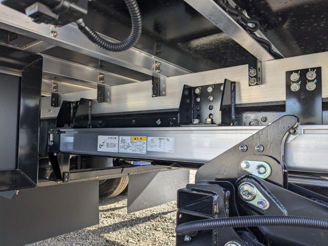 三菱ふそう ファイター 中型 冷蔵冷凍バン 2KG-FK65F(100231) 27枚目