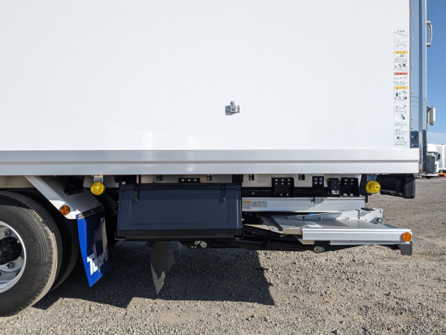 三菱ふそう ファイター 中型 冷蔵冷凍バン 2KG-FK65F(100232) 24枚目