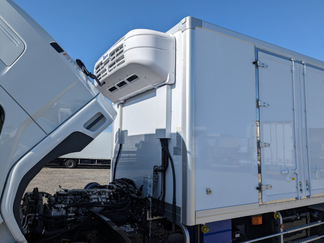 三菱ふそう ファイター 中型 冷蔵冷凍バン 2KG-FK65F(100232) 47枚目