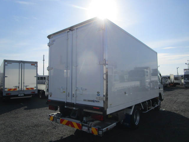 三菱ふそう キャンター 小型 冷蔵冷凍バン 2RG-FEB80(100234) 4枚目