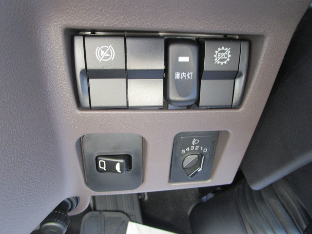 三菱ふそう キャンター 小型 冷蔵冷凍バン 2RG-FEB80(100234) 15枚目