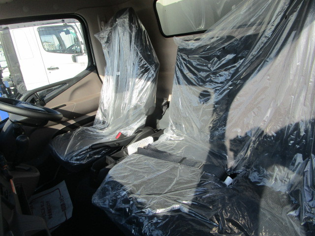 三菱ふそう キャンター 小型 冷蔵冷凍バン 2RG-FEB80(100234) 22枚目