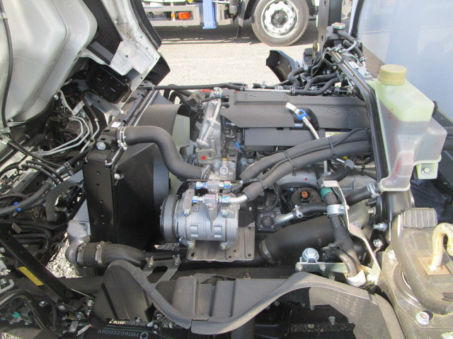 三菱ふそう キャンター 小型 冷蔵冷凍バン 2RG-FEB80(100234) 26枚目