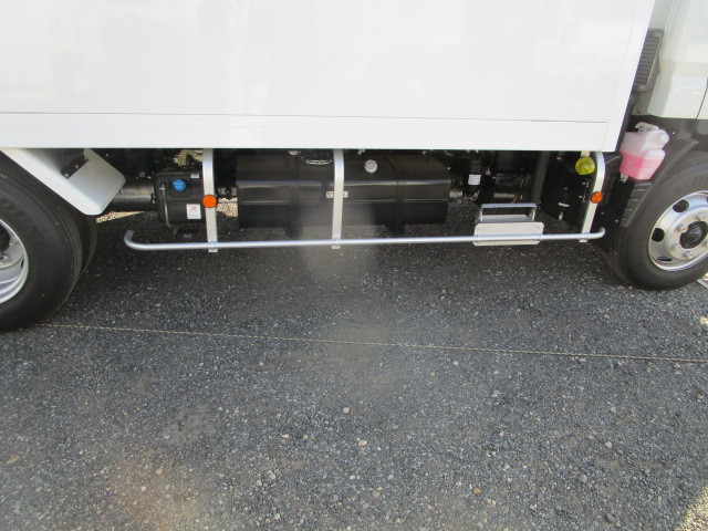 三菱ふそう キャンター 小型 冷蔵冷凍バン 2RG-FEB80(100234) 35枚目