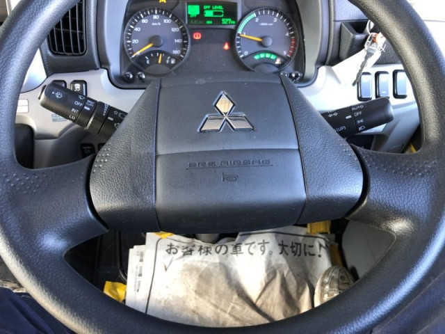 三菱ふそう キャンター 小型 平ボディ（クレーン付） 2PG-FEB80(100236) 10枚目