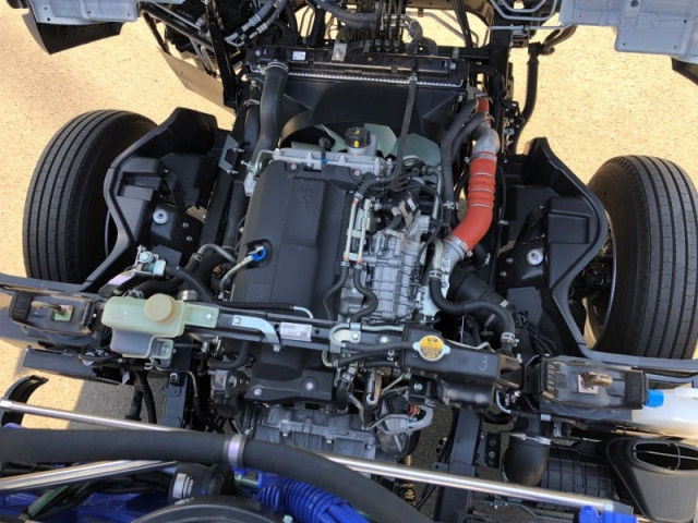 三菱ふそう キャンター 小型 平ボディ（クレーン付） 2PG-FEB80(100236) 14枚目