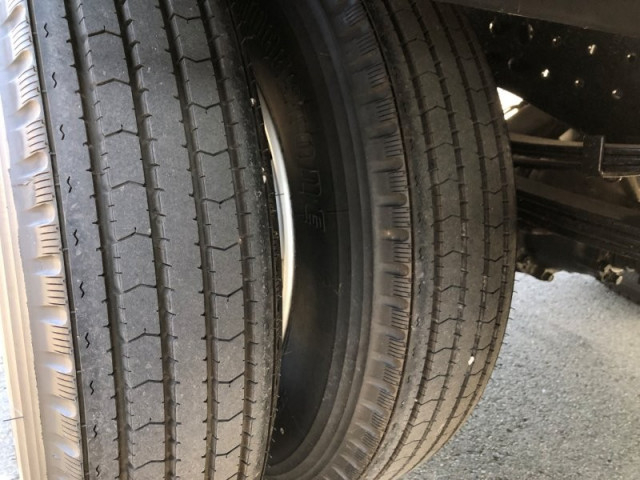 三菱ふそう キャンター 小型 平ボディ（クレーン付） 2PG-FEB80(100236) 17枚目