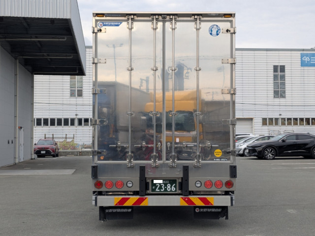 日野 プロフィア 大型 冷蔵冷凍バン 2DG-FR1AHB(100237) 8枚目