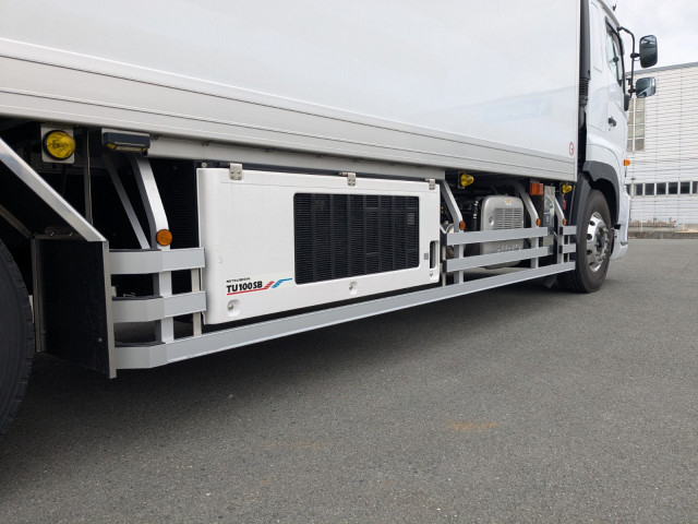 日野 プロフィア 大型 冷蔵冷凍バン 2DG-FR1AHB(100237) 19枚目