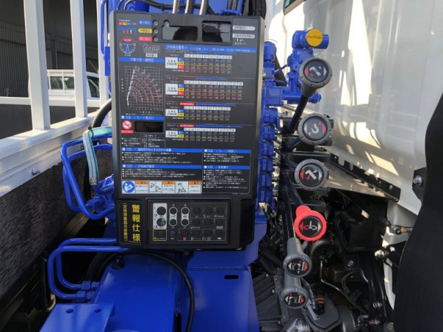 三菱ふそう キャンター 小型 平ボディ（クレーン付） 2PG-FEB80(100236) 29枚目