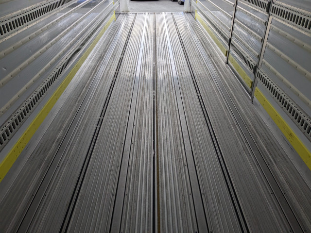 日野 プロフィア 大型 冷蔵冷凍バン 2DG-FR1AHB(100237) 27枚目