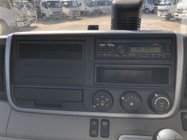 Mitsubishi Fuso canter Small Flat body 2RG-FBA20(100238) 24枚目