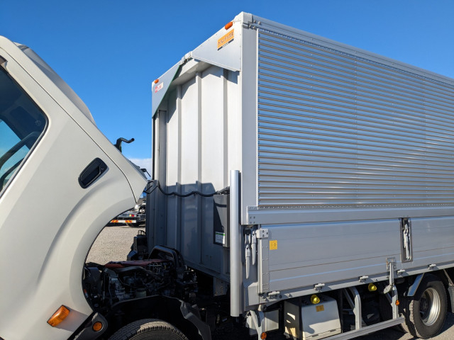 Hino dutro Small Wing body 2RG-XZU712M(100240) 45枚目