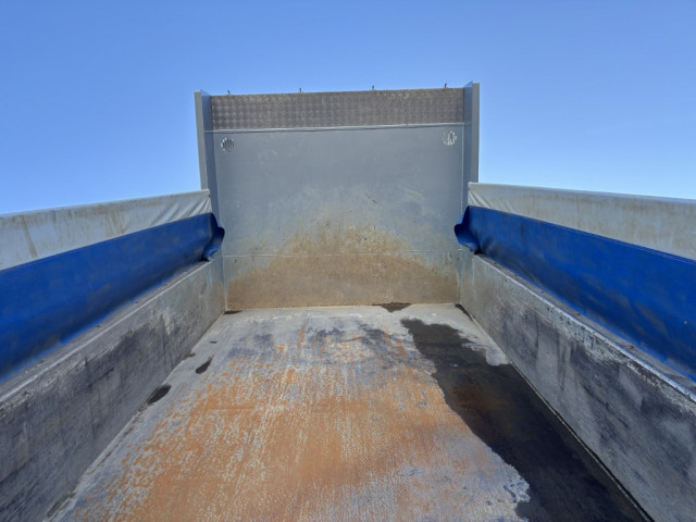 三菱ふそう スーパーグレート 大型 土砂ダンプ 2PG-FV70GX(100243) 11枚目