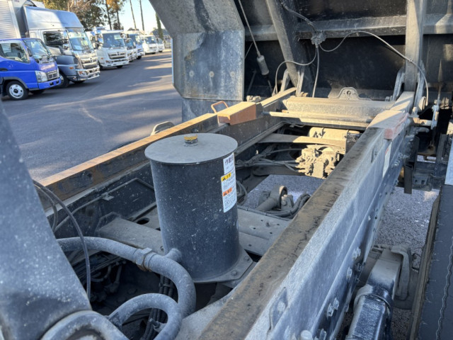 三菱ふそう スーパーグレート 大型 土砂ダンプ 2PG-FV70GX(100243) 18枚目