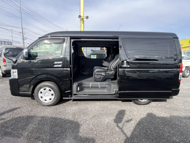 トヨタ ハイエース 小型 バス 3BA-TRH219W(100246) 4枚目