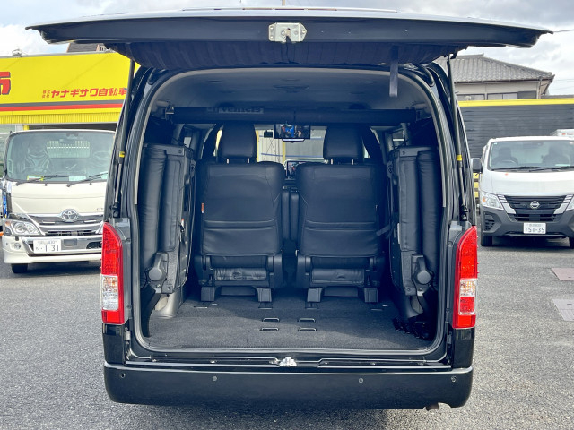 トヨタ ハイエース 小型 バス 3BA-TRH219W(100246) 8枚目