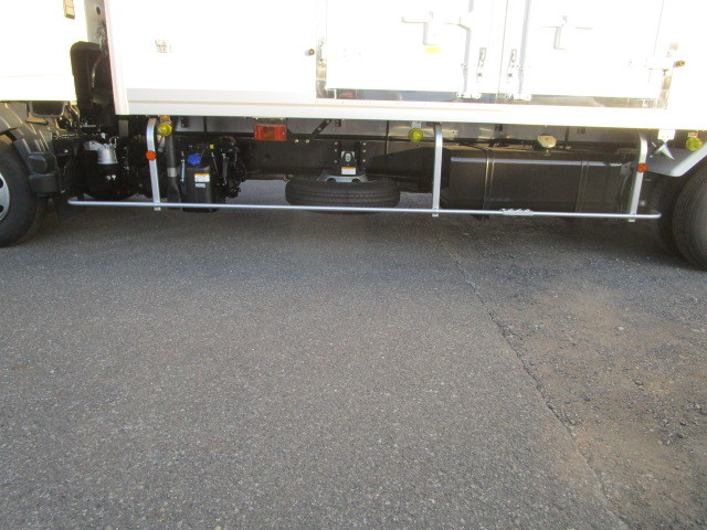 日野 レンジャー 中型 冷蔵冷凍バン 2PG-FD2ABG(100245) 31枚目