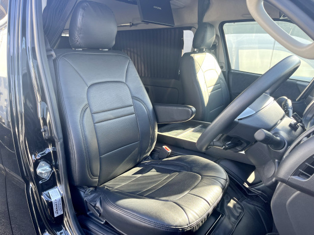 トヨタ ハイエース 小型 バス 3BA-TRH219W(100246) 18枚目