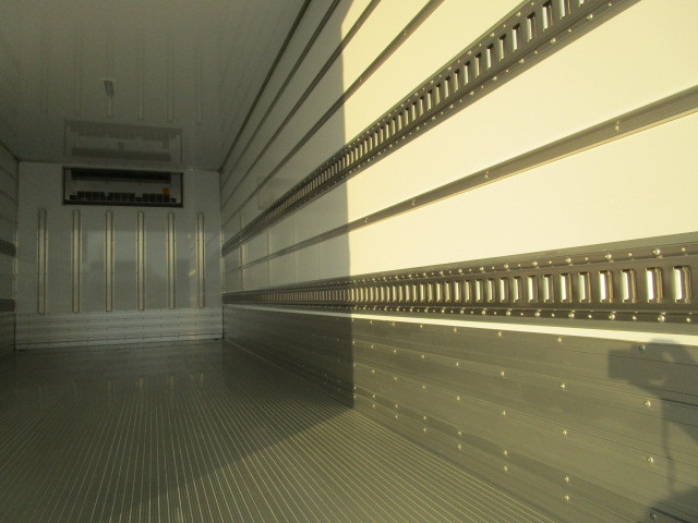 日野 レンジャー 中型 冷蔵冷凍バン 2PG-FD2ABG(100245) 37枚目