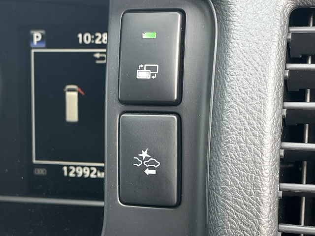 トヨタ ハイエース 小型 バス 3BA-TRH219W(100246) 28枚目