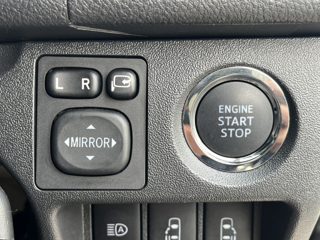 トヨタ ハイエース 小型 バス 3BA-TRH219W(100246) 32枚目