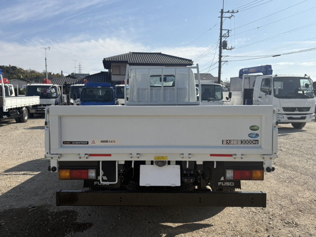 Mitsubishi Fuso canter Small Flat body 2RG-FEAV0(100247) 8枚目