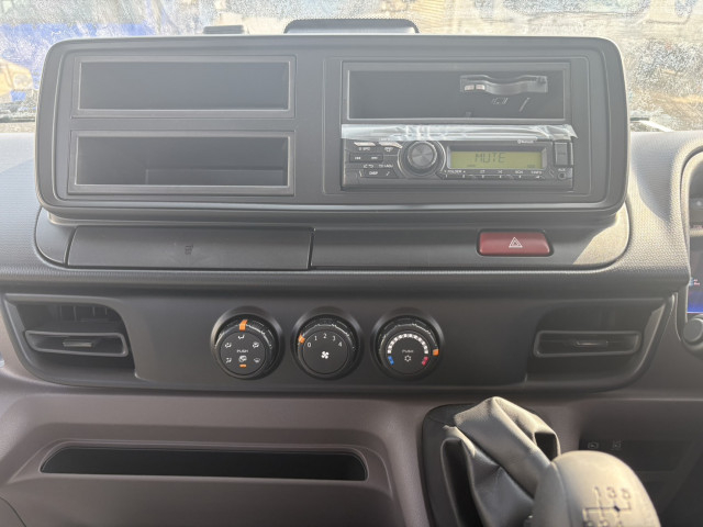 Mitsubishi Fuso canter Small Flat body 2RG-FEAV0(100247) 19枚目