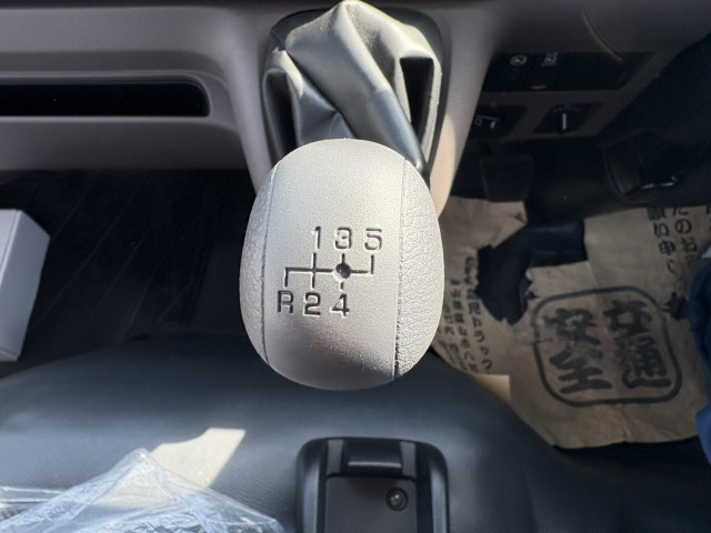 Mitsubishi Fuso canter Small Flat body 2RG-FEAV0(100247) 21枚目