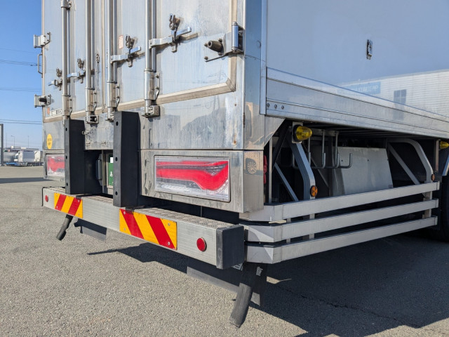 日野 プロフィア 大型 冷蔵冷凍バン 2DG-FR1AHC(100251) 7枚目