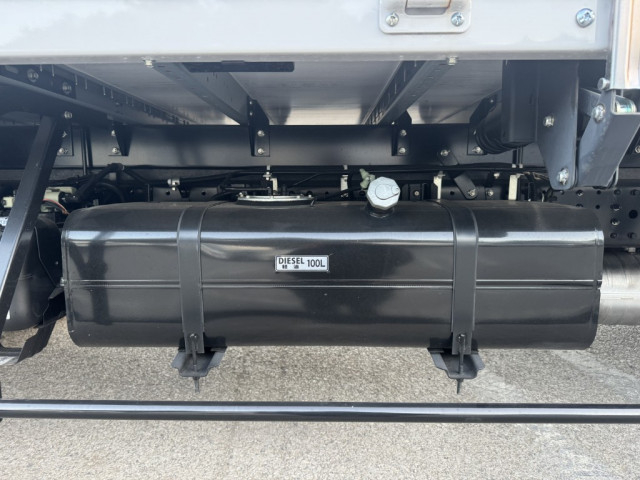 Mitsubishi Fuso canter Small Wing body 2PG-FEB90(100250) 25枚目