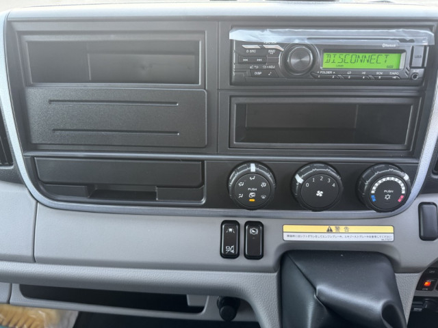 Mitsubishi Fuso canter Small Wing body 2PG-FEB90(100250) 27枚目