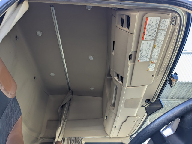 日野 プロフィア 大型 冷蔵冷凍バン 2DG-FR1AHC(100251) 35枚目