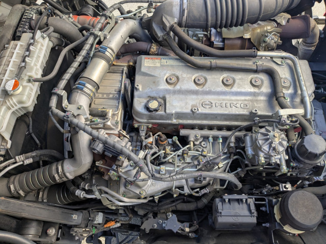 日野 プロフィア 大型 冷蔵冷凍バン 2DG-FR1AHC(100251) 42枚目