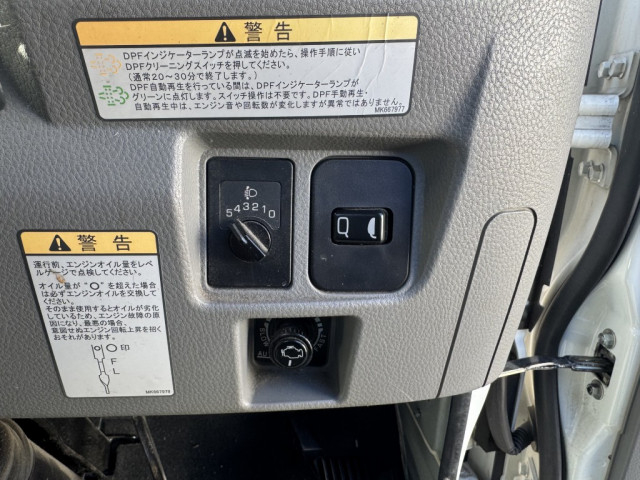 三菱ふそう キャンター 小型 平ボディ 2RG-FEB50(100252) 25枚目