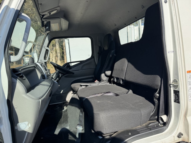 三菱ふそう キャンター 小型 平ボディ 2RG-FEB50(100252) 31枚目