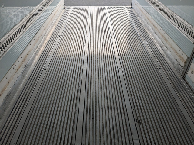 日野 レンジャー 中型 冷蔵冷凍バン 2KG-FD2ABG(100253) 27枚目