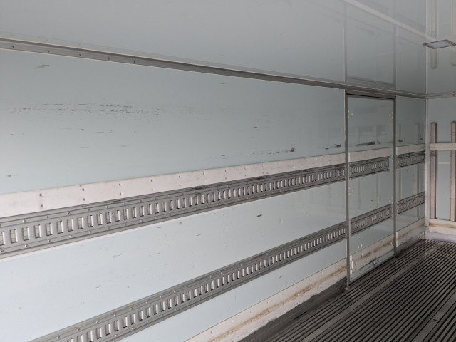 日野 レンジャー 中型 冷蔵冷凍バン 2KG-FD2ABG(100253) 29枚目