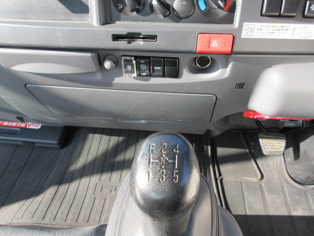 いすゞ エルフ 小型 平ボディ 2PG-NPS88AR(100254) 15枚目