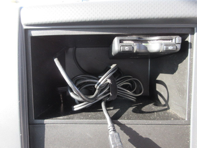 いすゞ エルフ 小型 平ボディ 2PG-NPS88AR(100254) 17枚目