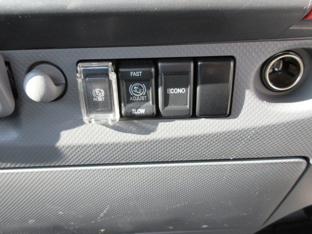 いすゞ エルフ 小型 平ボディ 2PG-NPS88AR(100254) 19枚目