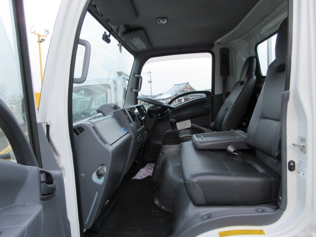 いすゞ エルフ 小型 平ボディ 2PG-NPS88AR(100254) 25枚目