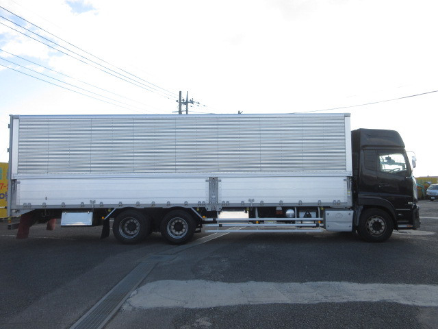 UDトラックス（日産） クオン 大型 ウィング 2PG-CD5CA(100255) 6枚目